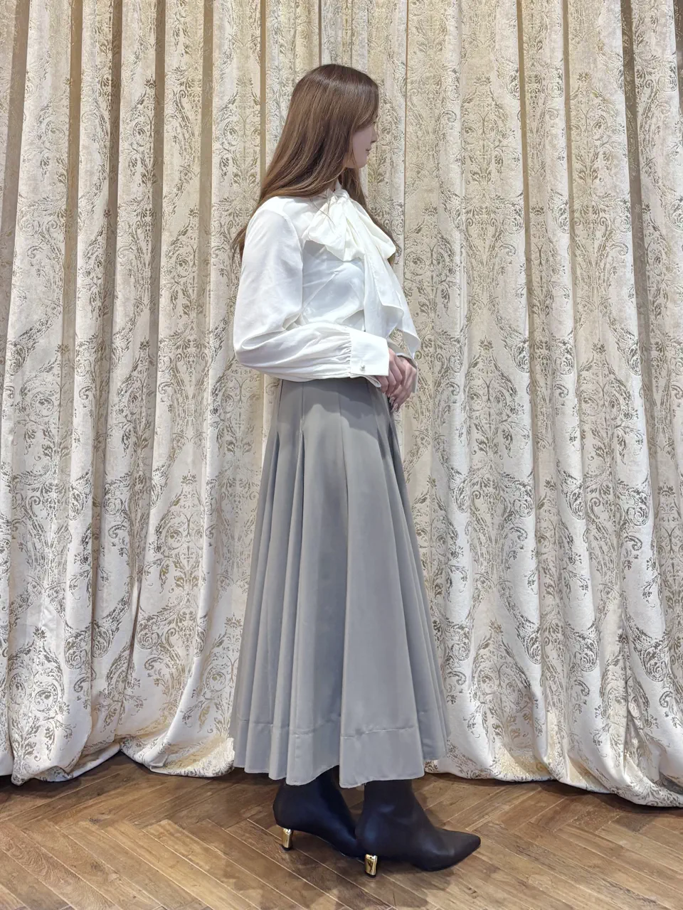 GRACE CONTINENTAL miyuki adachi コーディネート画像