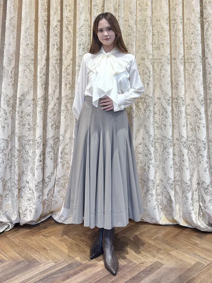 GRACE CONTINENTAL miyuki adachi コーディネート画像