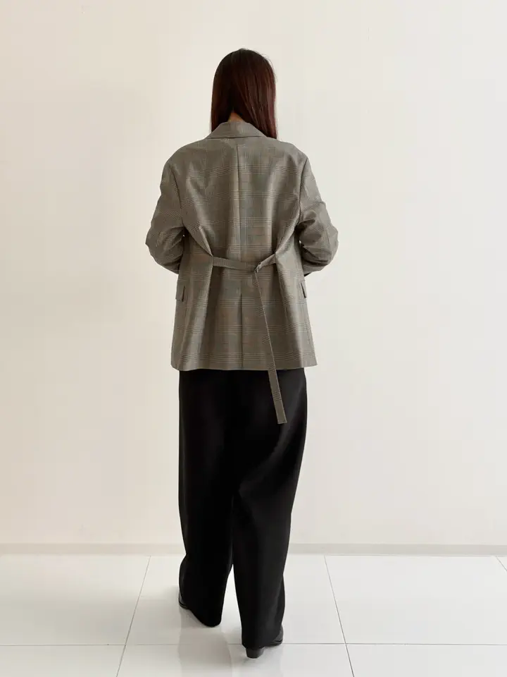 GRACE CONTINENTAL Yuuki NOZAWA コーディネート画像