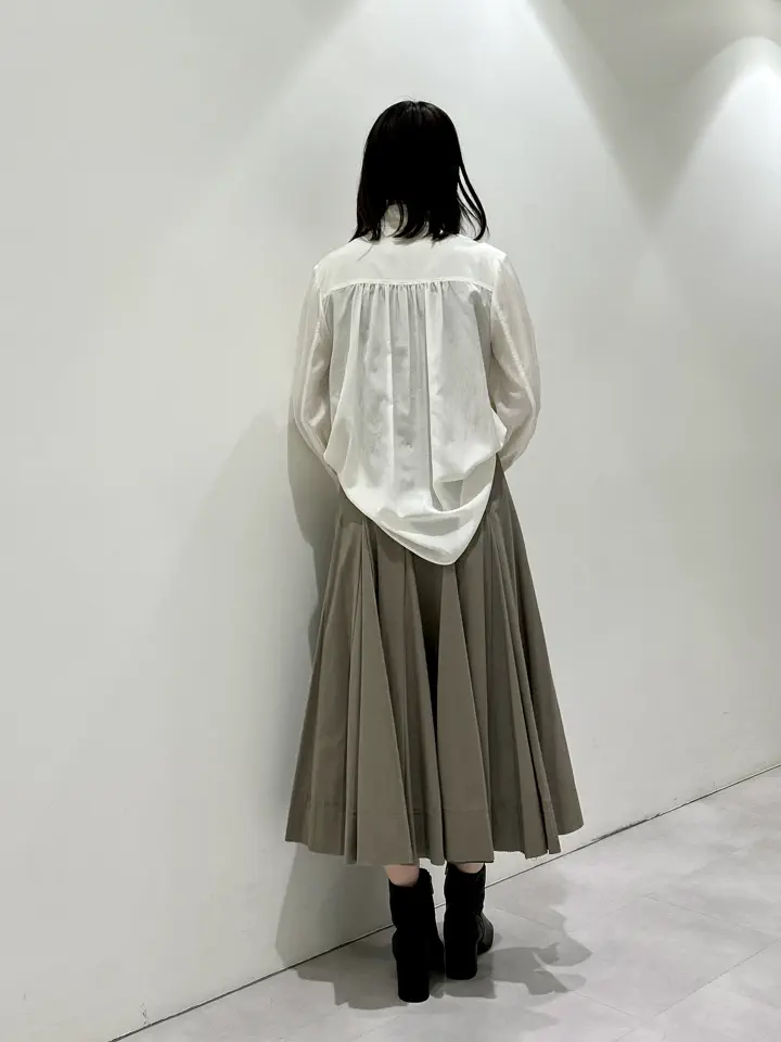 GRACE CONTINENTAL eri コーディネート画像