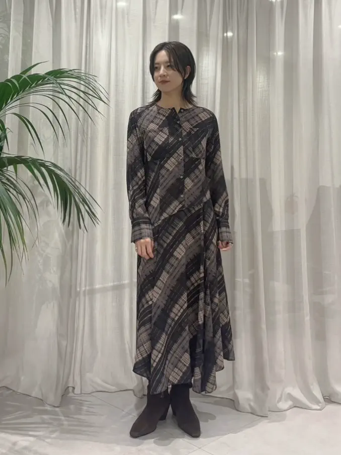 GRACE CONTINENTAL Hikaru Okada コーディネート画像