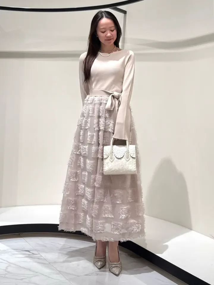 GRACE CONTINENTAL Suzuka コーディネート画像
