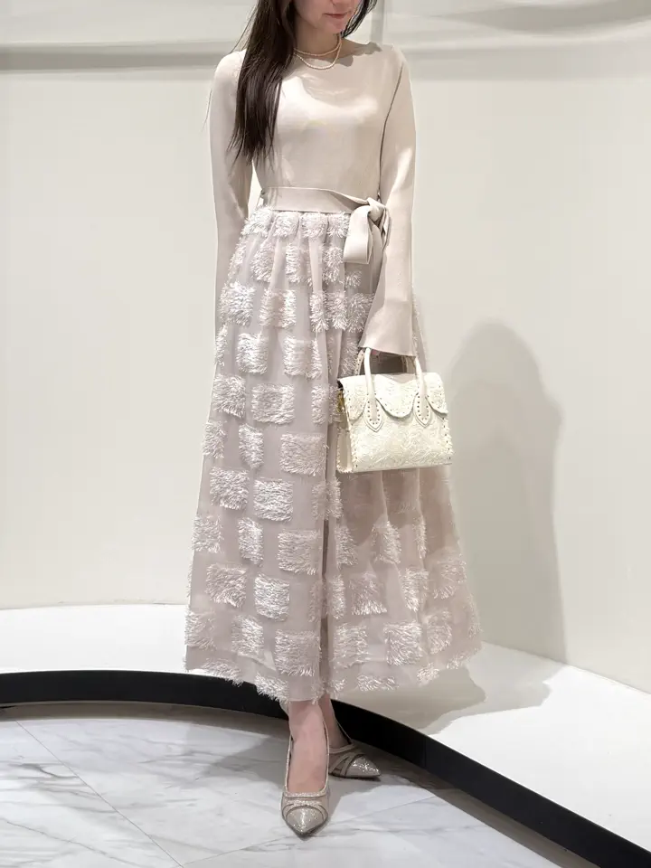 GRACE CONTINENTAL Suzuka コーディネート画像