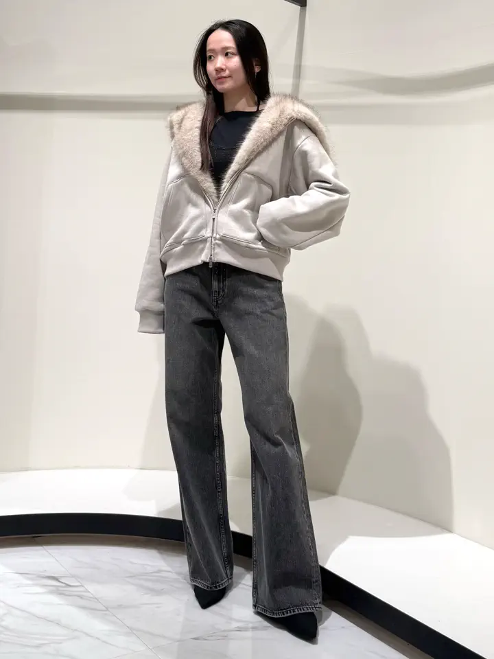 GRACE CONTINENTAL Suzuka コーディネート画像
