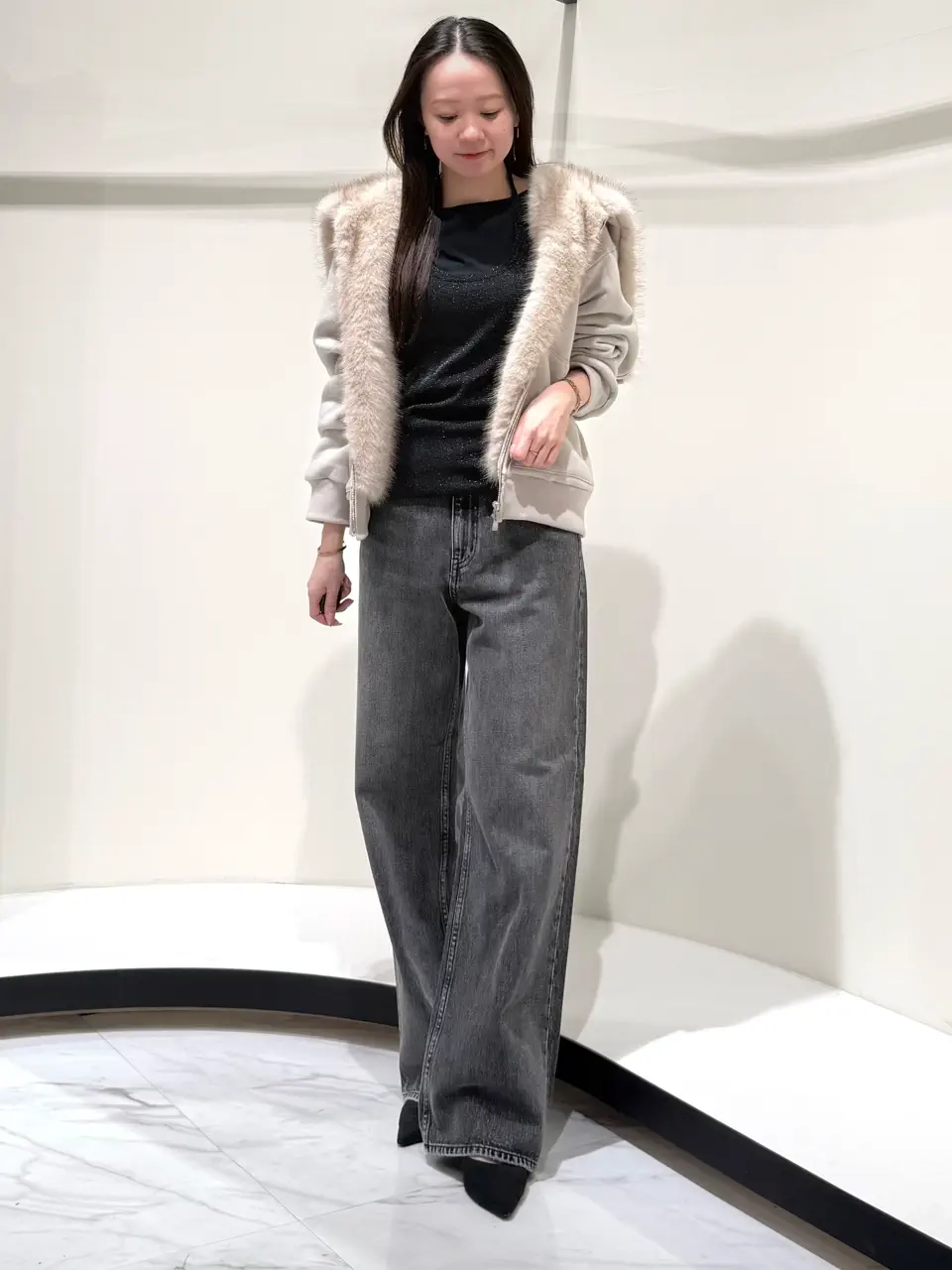 GRACE CONTINENTAL Suzuka コーディネート画像