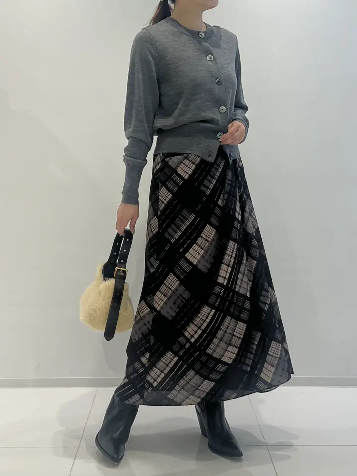 GRACE CONTINENTAL RIKO コーディネート画像
