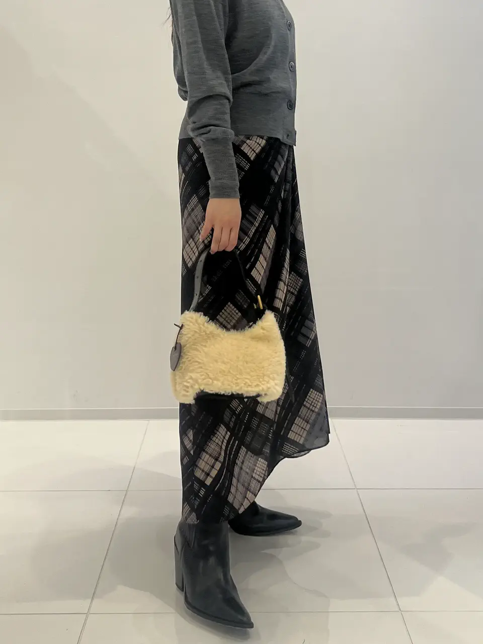 GRACE CONTINENTAL RIKO コーディネート画像