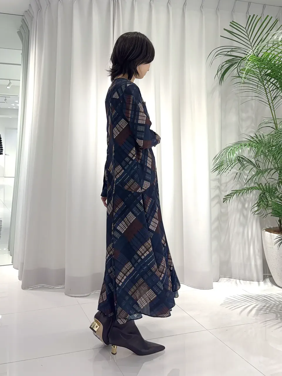 GRACE CONTINENTAL Hikaru Okada コーディネート画像