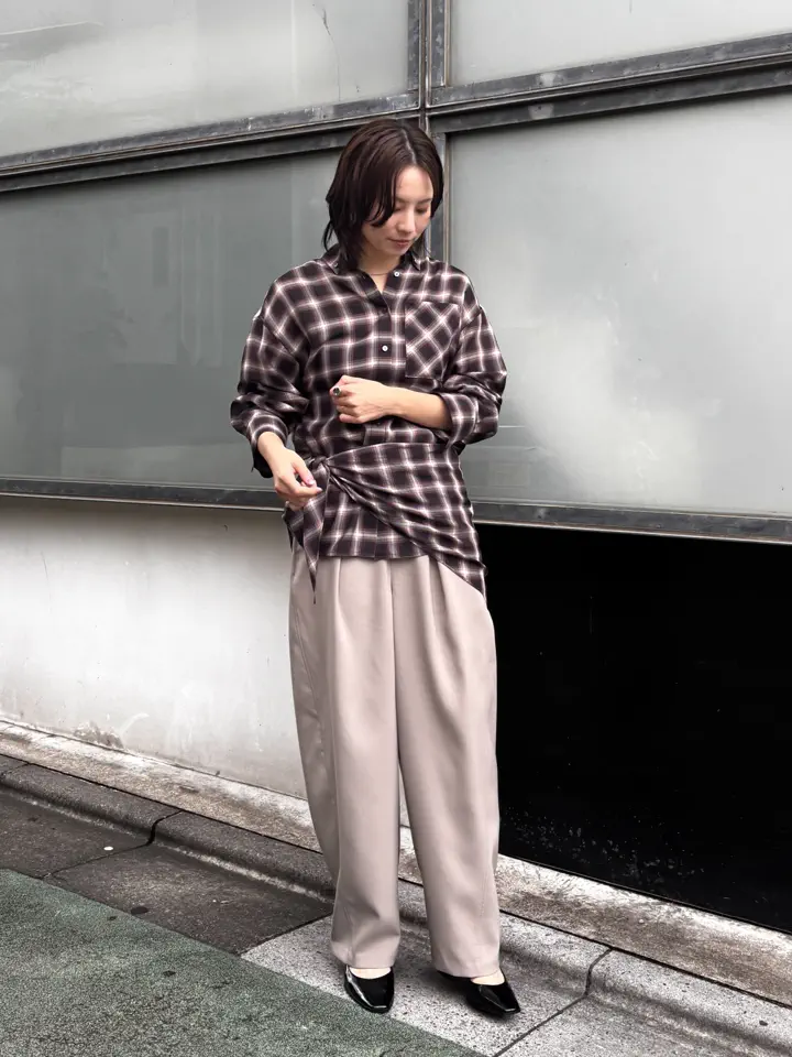 GRACE CONTINENTAL Hikaru Okada コーディネート画像