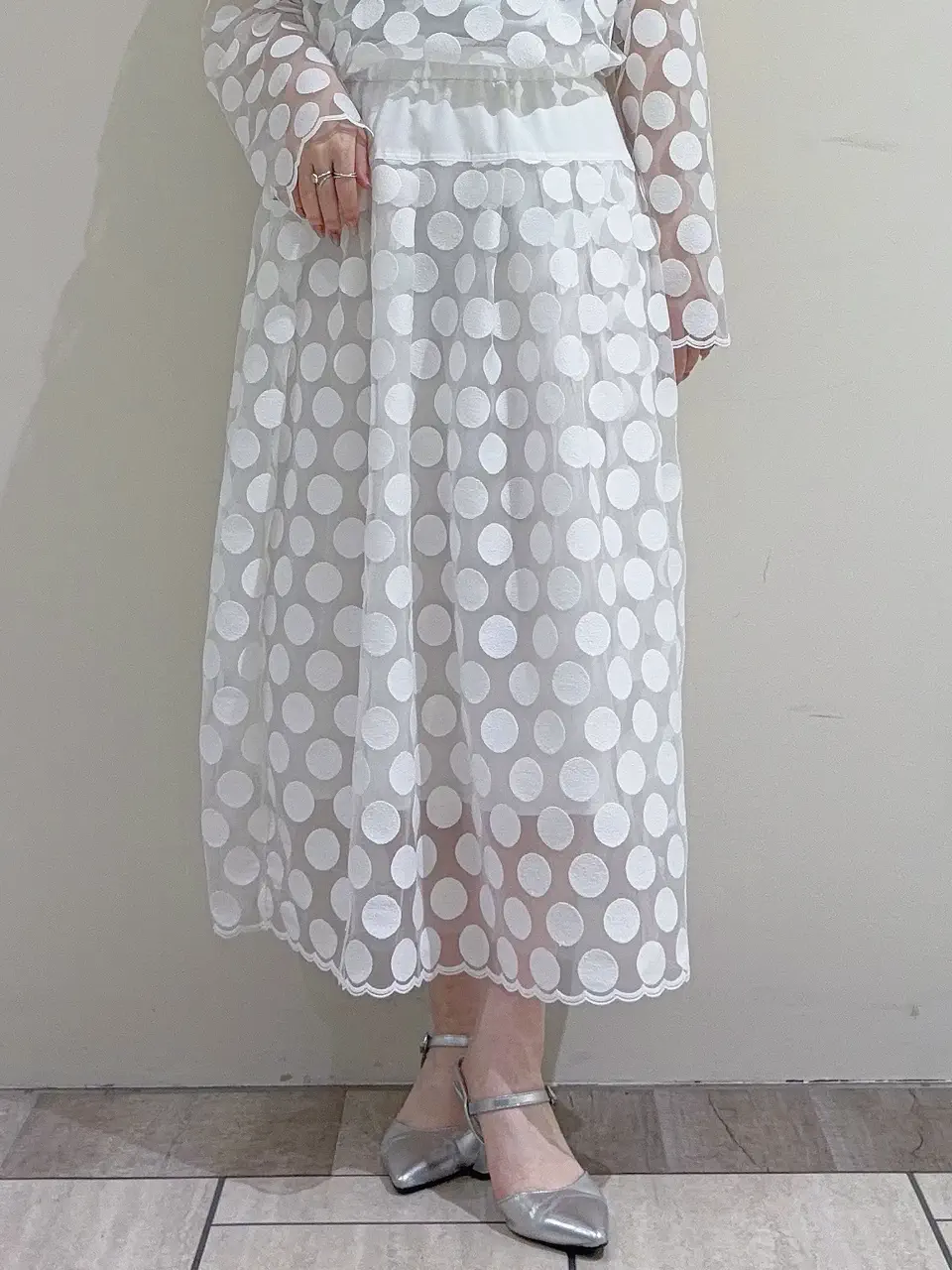 GRACE CONTINENTAL SASAKI コーディネート画像