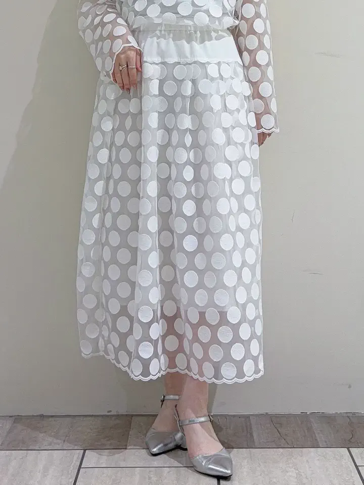 GRACE CONTINENTAL SASAKI コーディネート画像