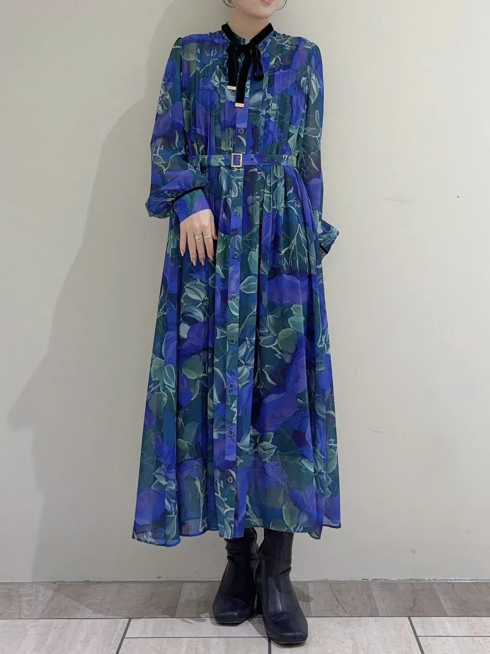 GRACE CONTINENTAL SASAKI コーディネート画像