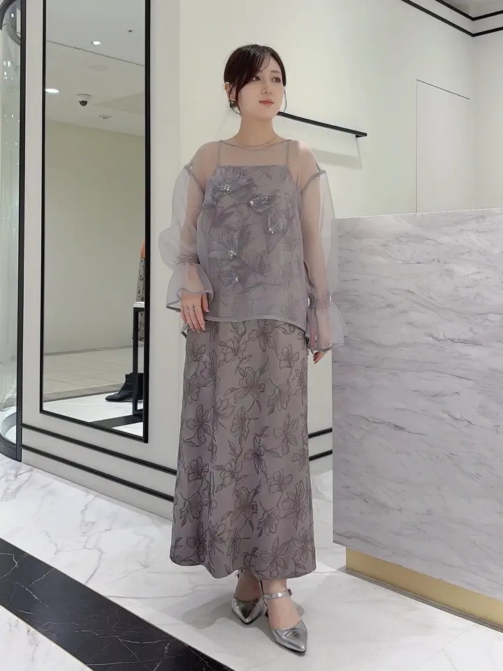 GRACE CONTINENTAL SASAKI コーディネート画像