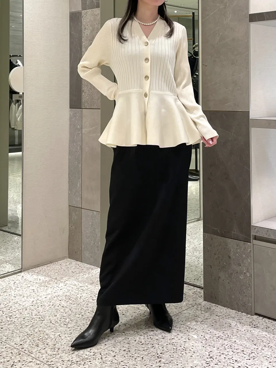 GRACE CONTINENTAL 三浦　芙優 コーディネート画像