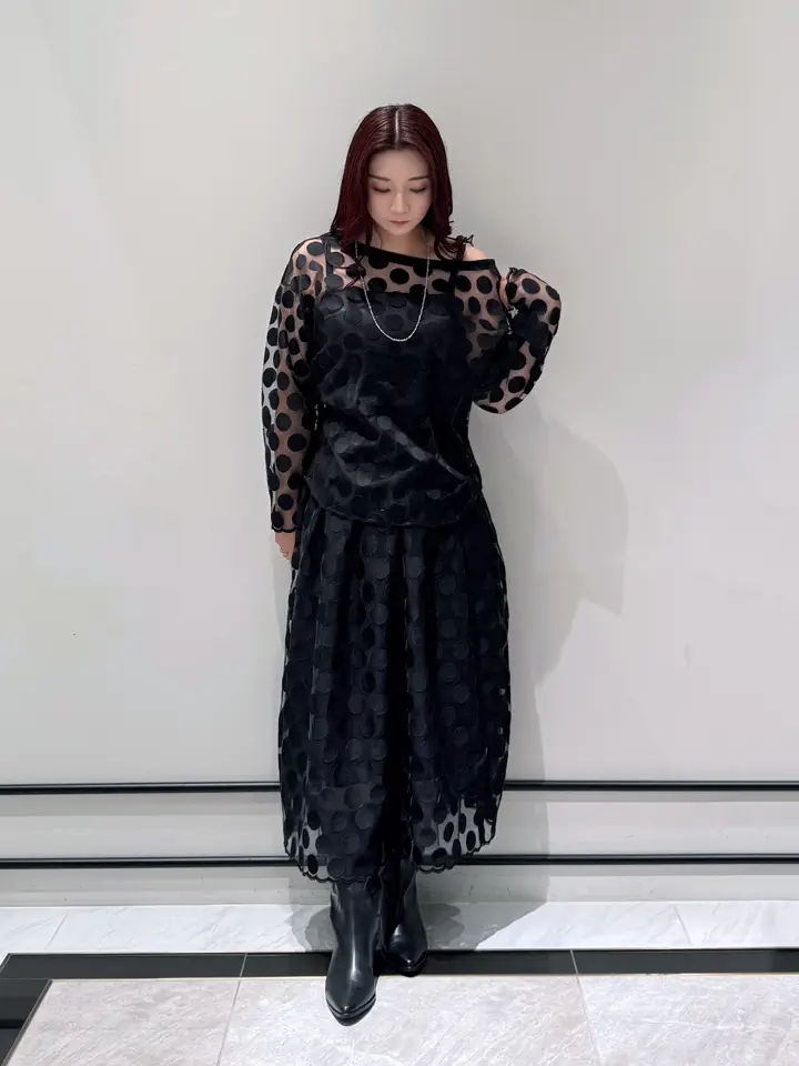 GRACE CONTINENTAL MOMOKO コーディネート画像