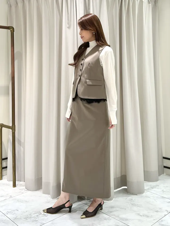 GRACE CONTINENTAL 志田　悠 コーディネート画像