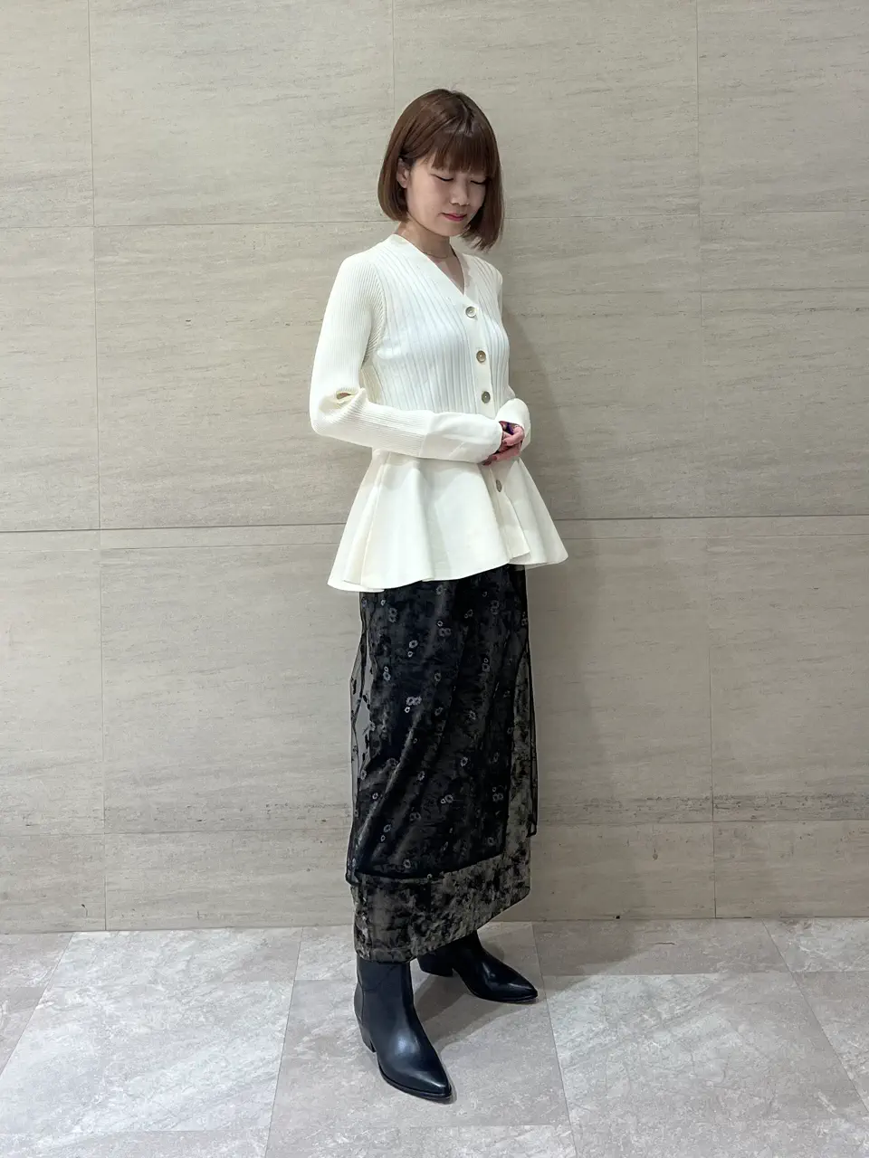 GRACE CONTINENTAL Owari コーディネート画像