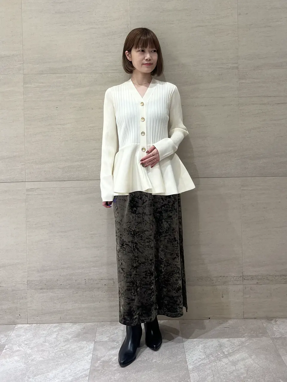 GRACE CONTINENTAL Owari コーディネート画像