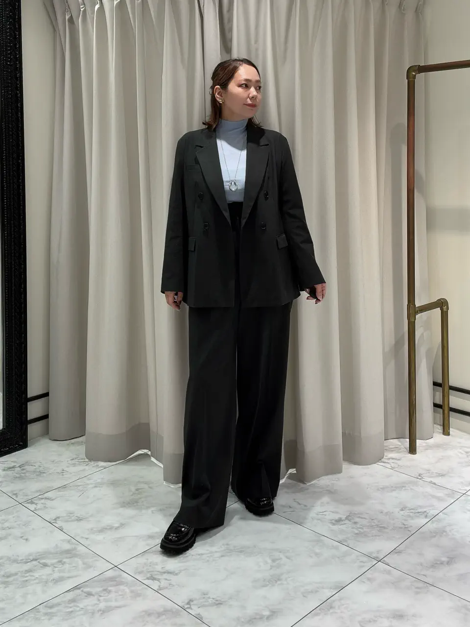 GRACE CONTINENTAL Izumi コーディネート画像