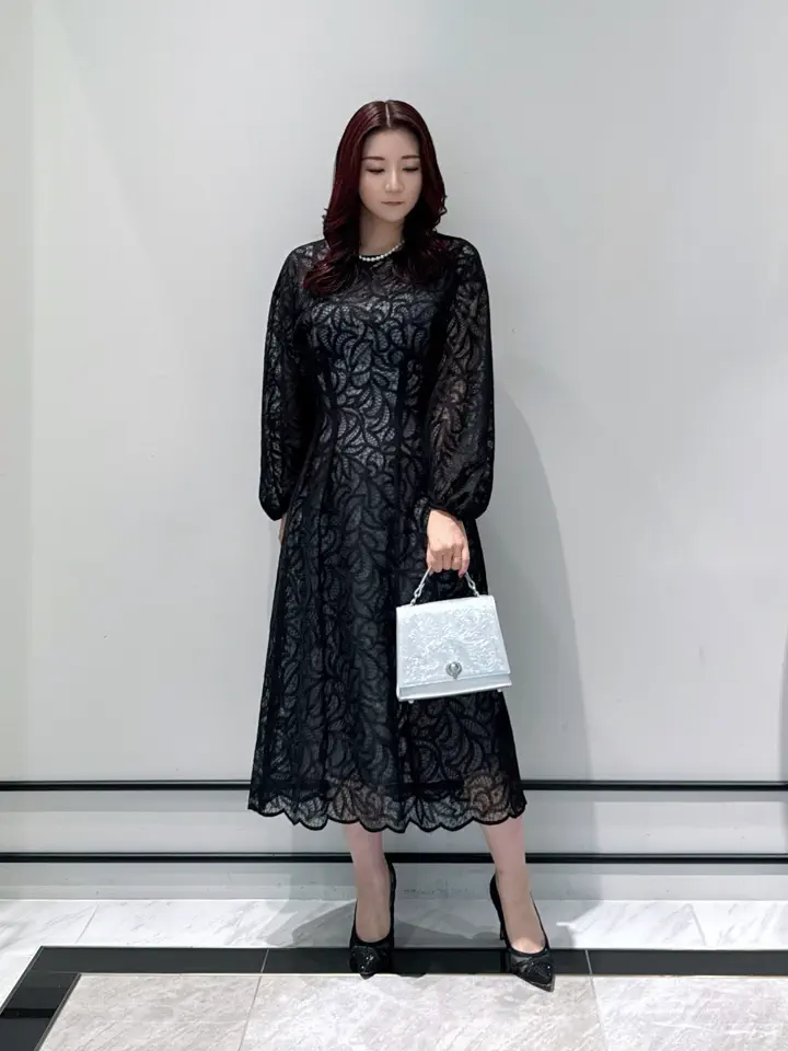 GRACE CONTINENTAL MOMOKO コーディネート画像