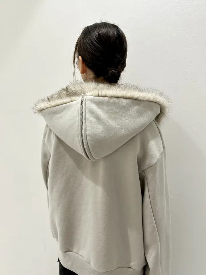 GRACE CONTINENTAL eri コーディネート画像