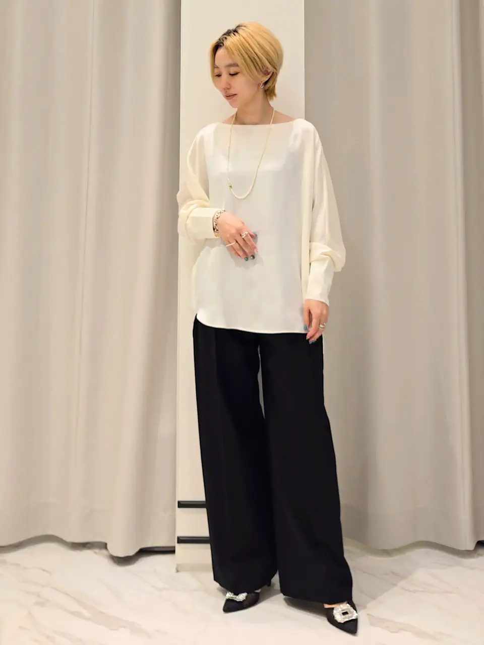  isono yui コーディネート画像