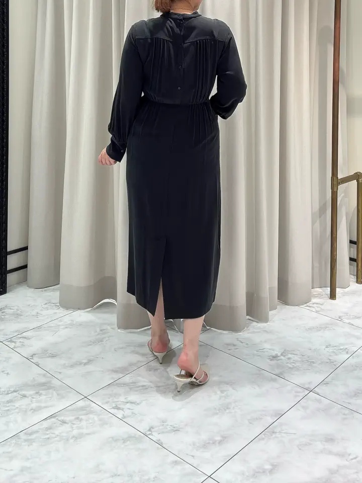 GRACE CONTINENTAL Izumi コーディネート画像