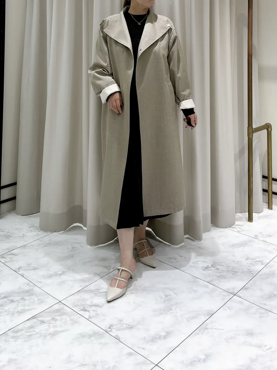 GRACE CONTINENTAL Izumi コーディネート画像