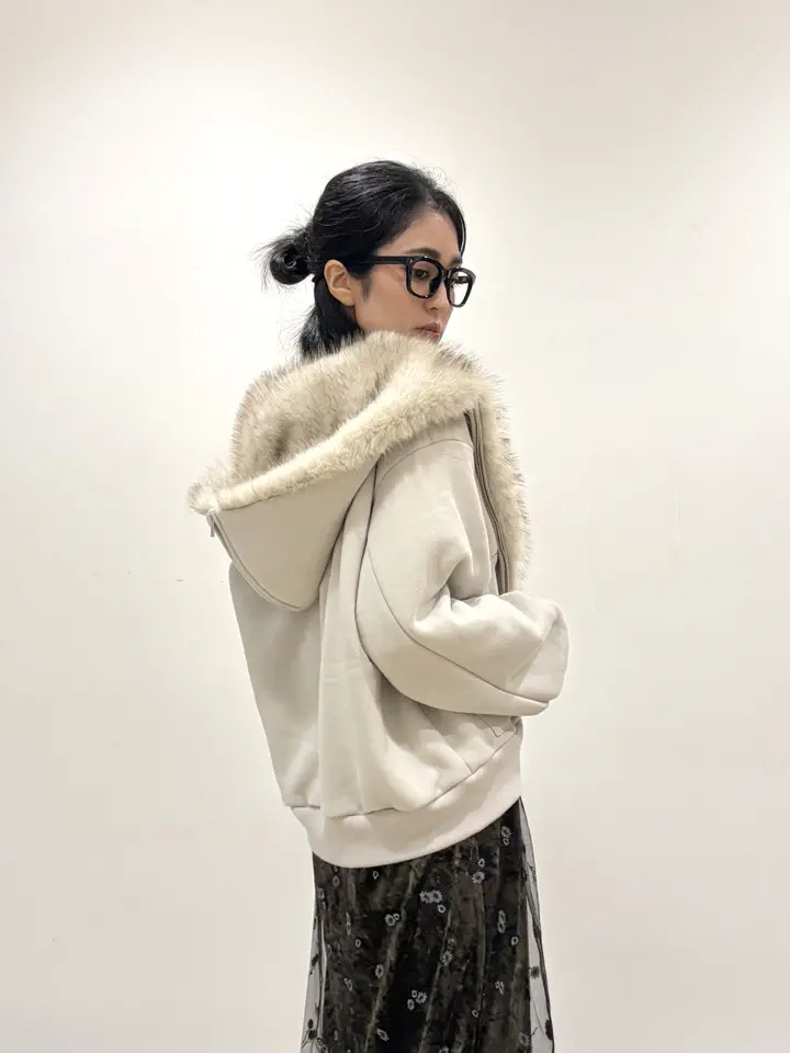 GRACE CONTINENTAL yoshi コーディネート画像