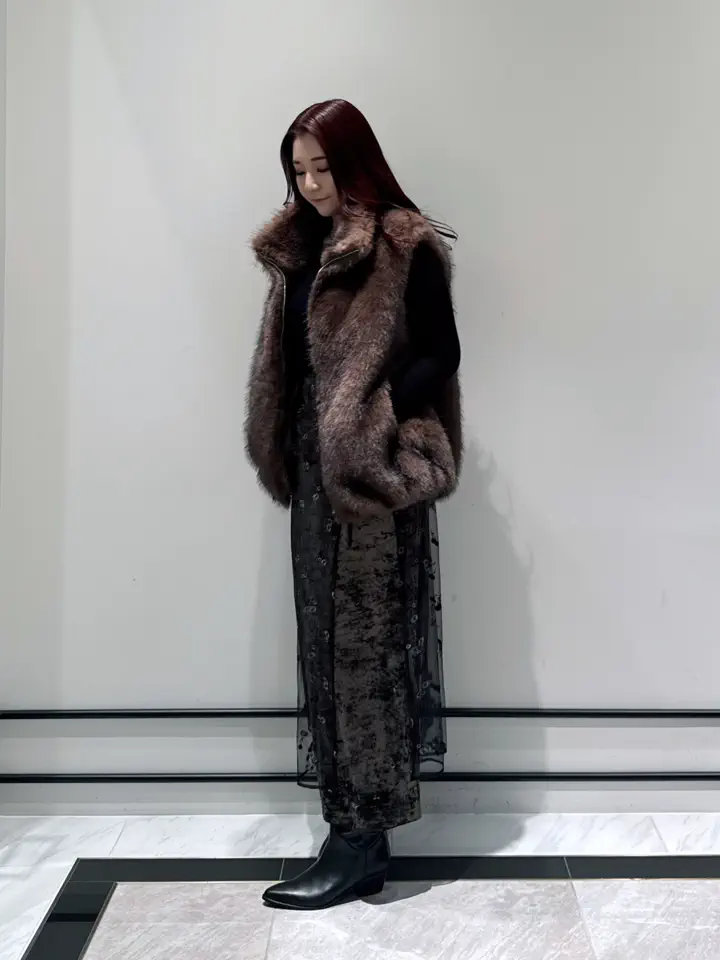 GRACE CONTINENTAL MOMOKO コーディネート画像
