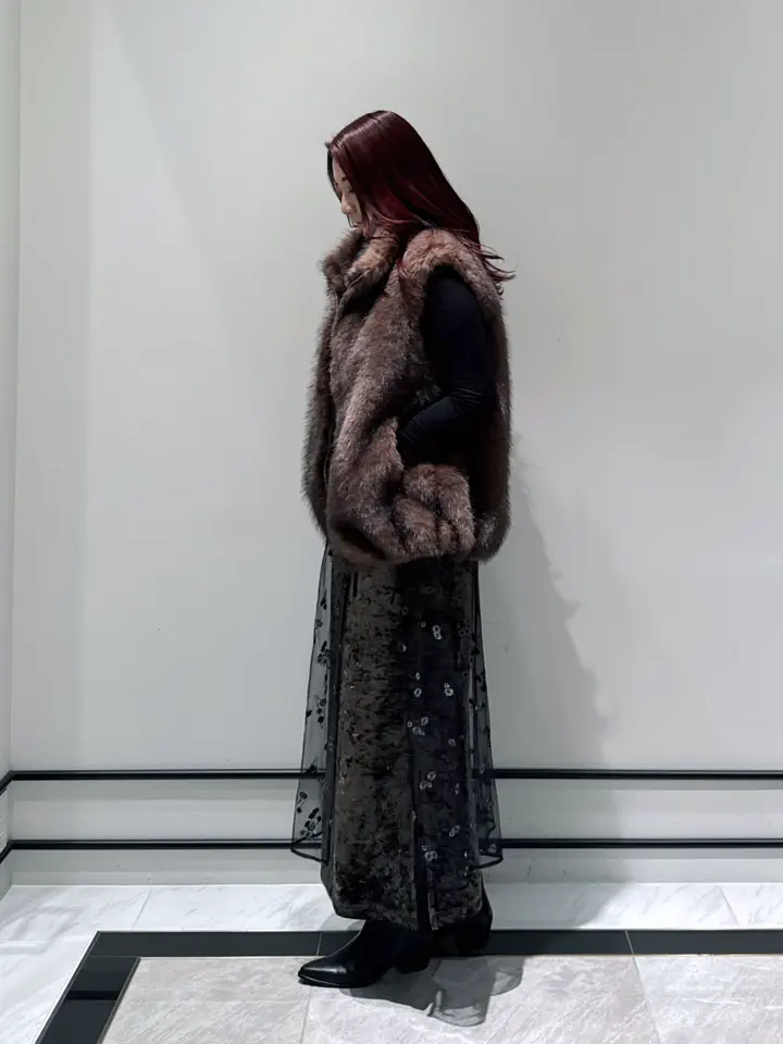 GRACE CONTINENTAL MOMOKO コーディネート画像