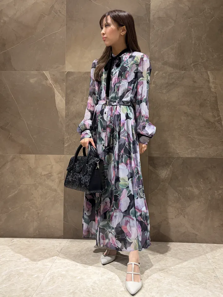 GRACE CONTINENTAL Hata Haruna コーディネート画像