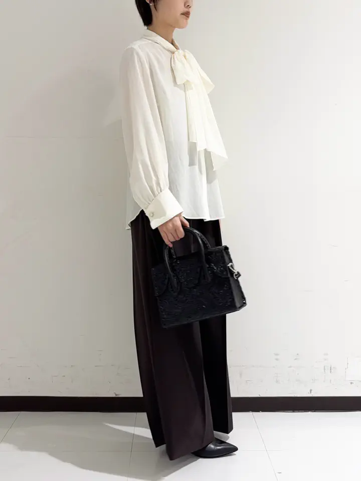 GRACE CONTINENTAL nao コーディネート画像