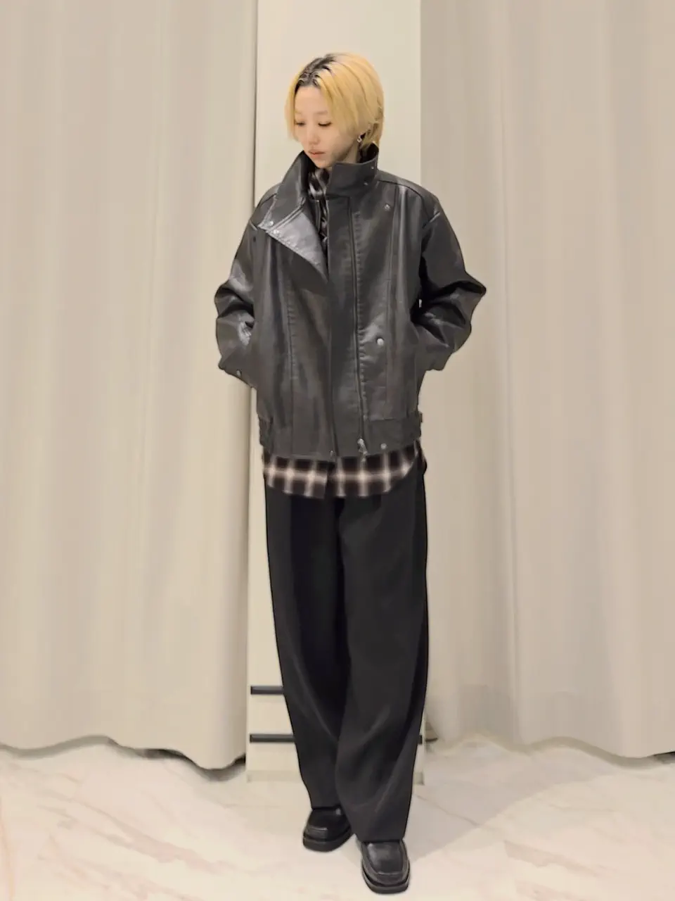  isono yui コーディネート画像