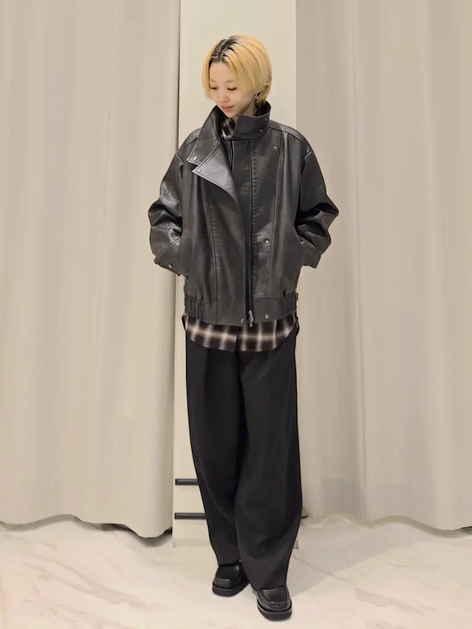  isono yui コーディネート画像