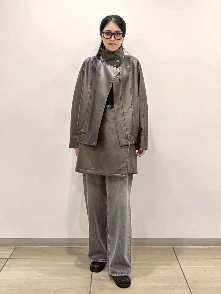 GRACE CONTINENTAL yoshi コーディネート画像