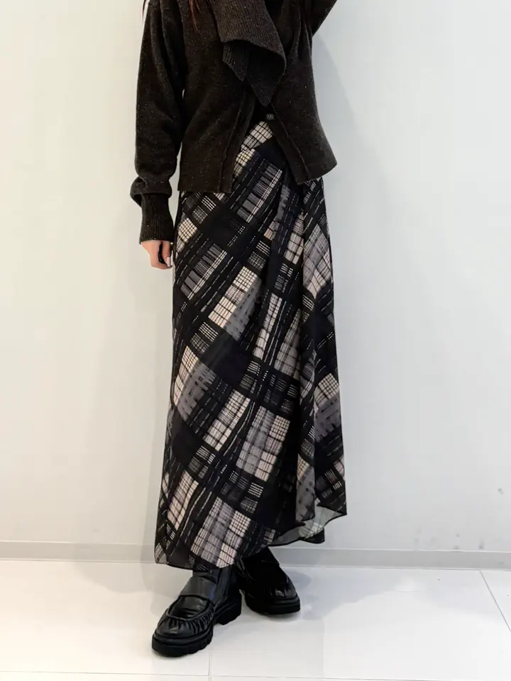 GRACE CONTINENTAL Yuuki NOZAWA コーディネート画像