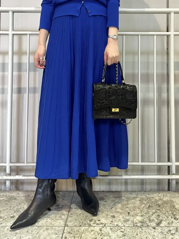 GRACE CONTINENTAL 伊藤　静華 コーディネート画像