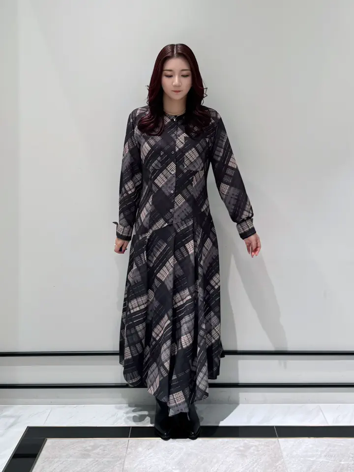 GRACE CONTINENTAL MOMOKO コーディネート画像