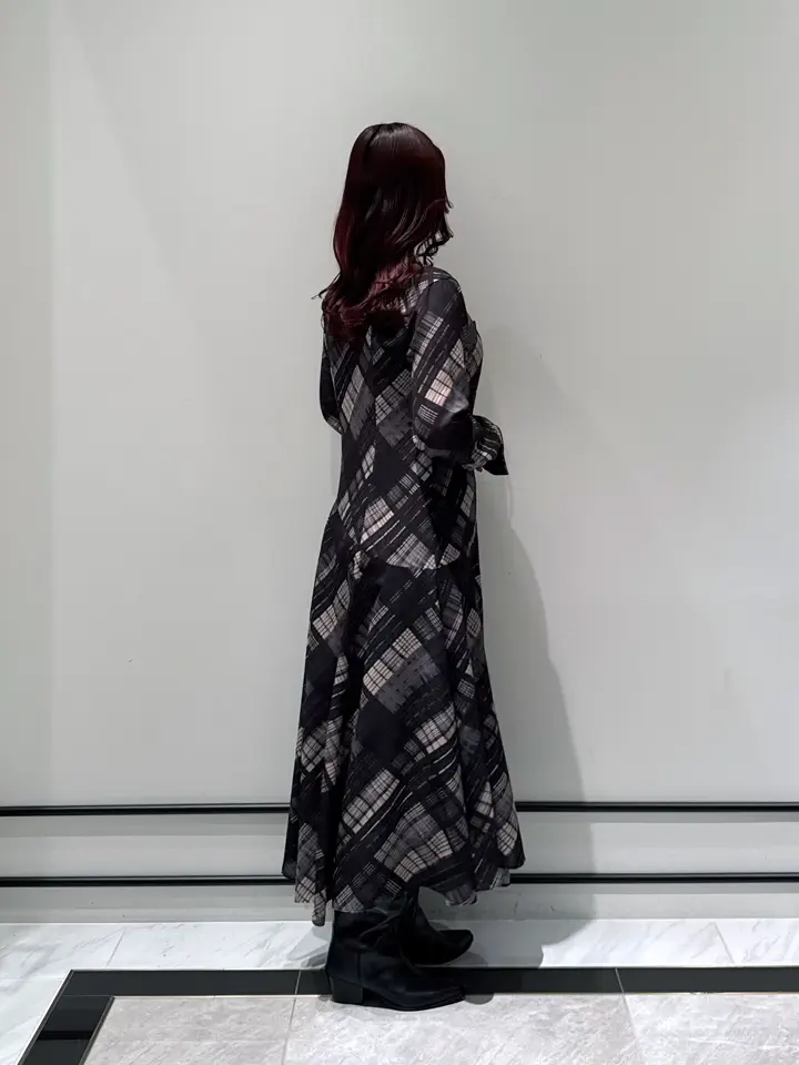 GRACE CONTINENTAL MOMOKO コーディネート画像