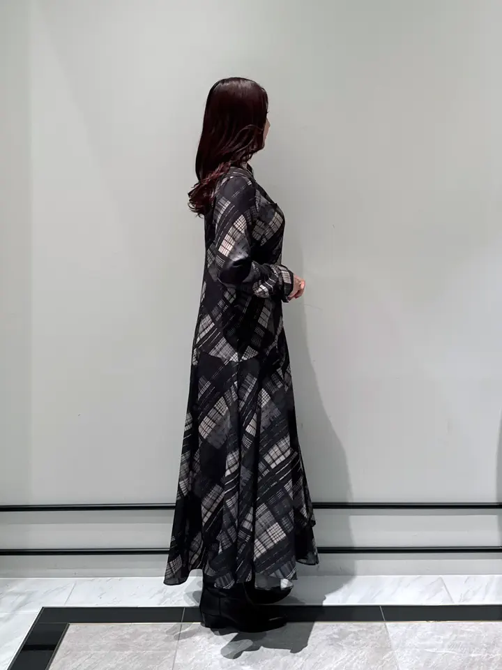 GRACE CONTINENTAL MOMOKO コーディネート画像