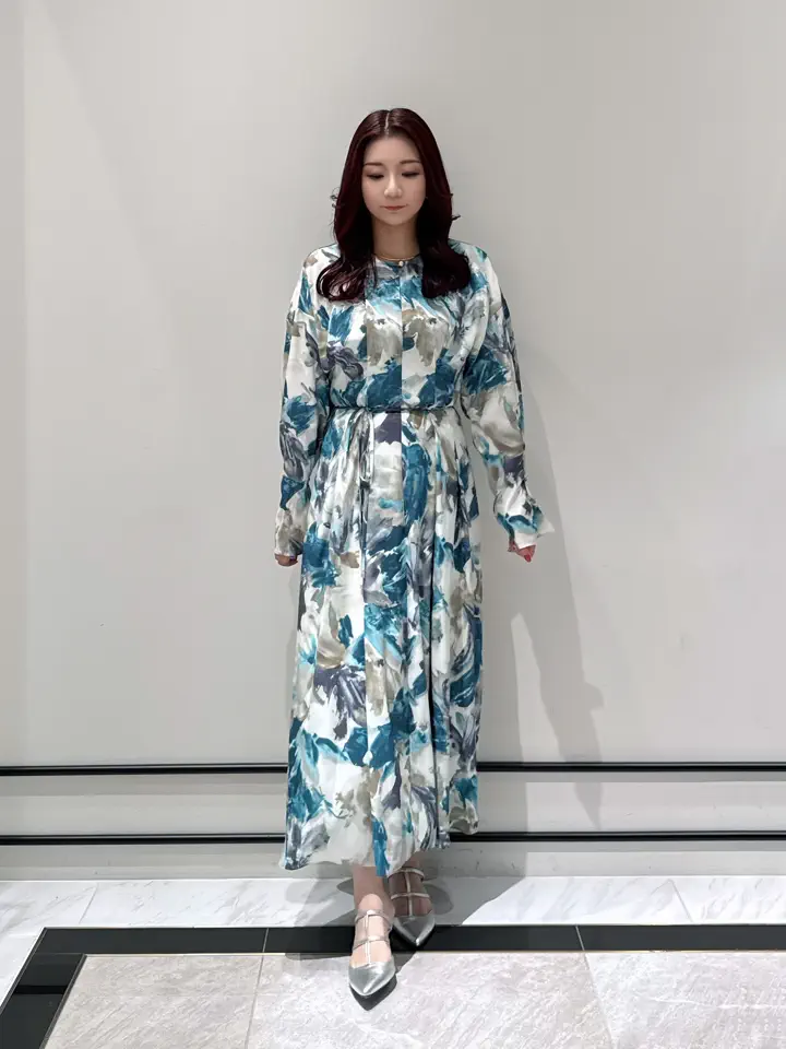GRACE CONTINENTAL MOMOKO コーディネート画像