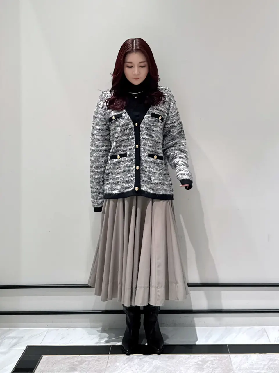  MOMOKO コーディネート画像