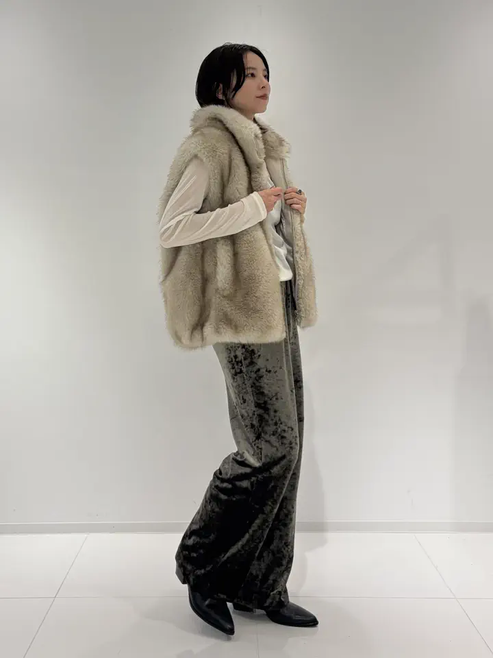 GRACE CONTINENTAL Hikaru Okada コーディネート画像
