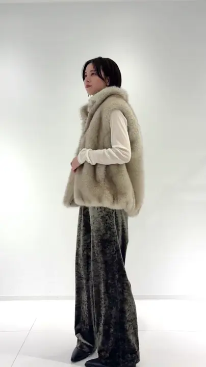 GRACE CONTINENTAL Hikaru Okada コーディネート画像