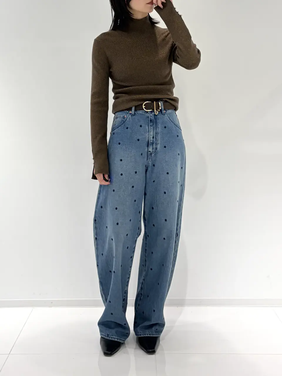 GRACE CONTINENTAL Hikaru Okada コーディネート画像