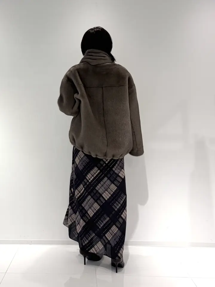 GRACE CONTINENTAL Hikaru Okada コーディネート画像