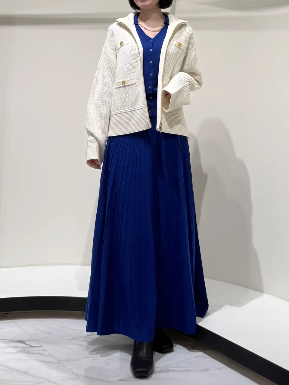 GRACE CONTINENTAL Suzuka コーディネート画像