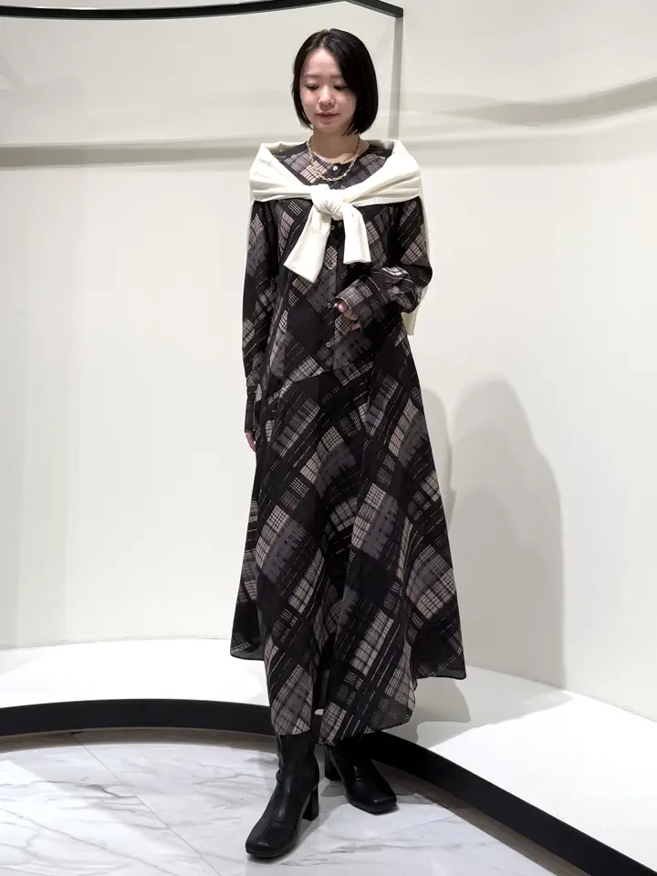GRACE CONTINENTAL Suzuka コーディネート画像