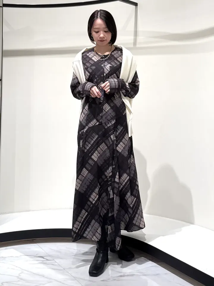 GRACE CONTINENTAL Suzuka コーディネート画像